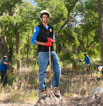 ASLA Graduate Isaiah Working With The Rocky Mountain Youth Corps